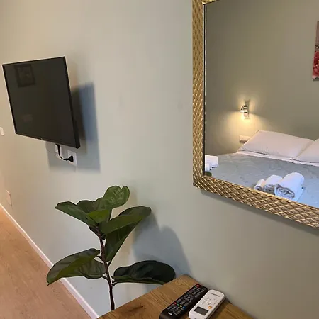 Excelsior Garden Living מלון