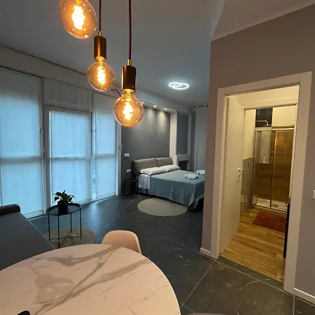 Excelsior Garden Living מלון *